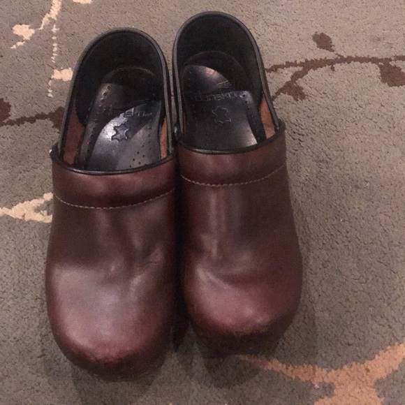 dansko shoes size 37